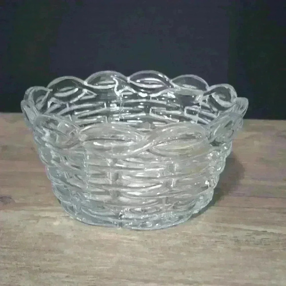 Decorative Glass Basket without  handle - Picture 3 of 5